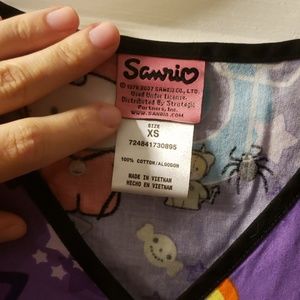 Sanrio Tops - Sanrio hello kitty halloween Scrub top sz XS used Sanrio Tops - Sanrio hello kitty halloween Scrub top sz XS used